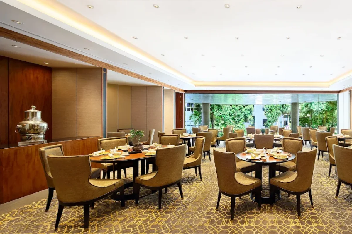 Hua Ting Restaurant Dining Area